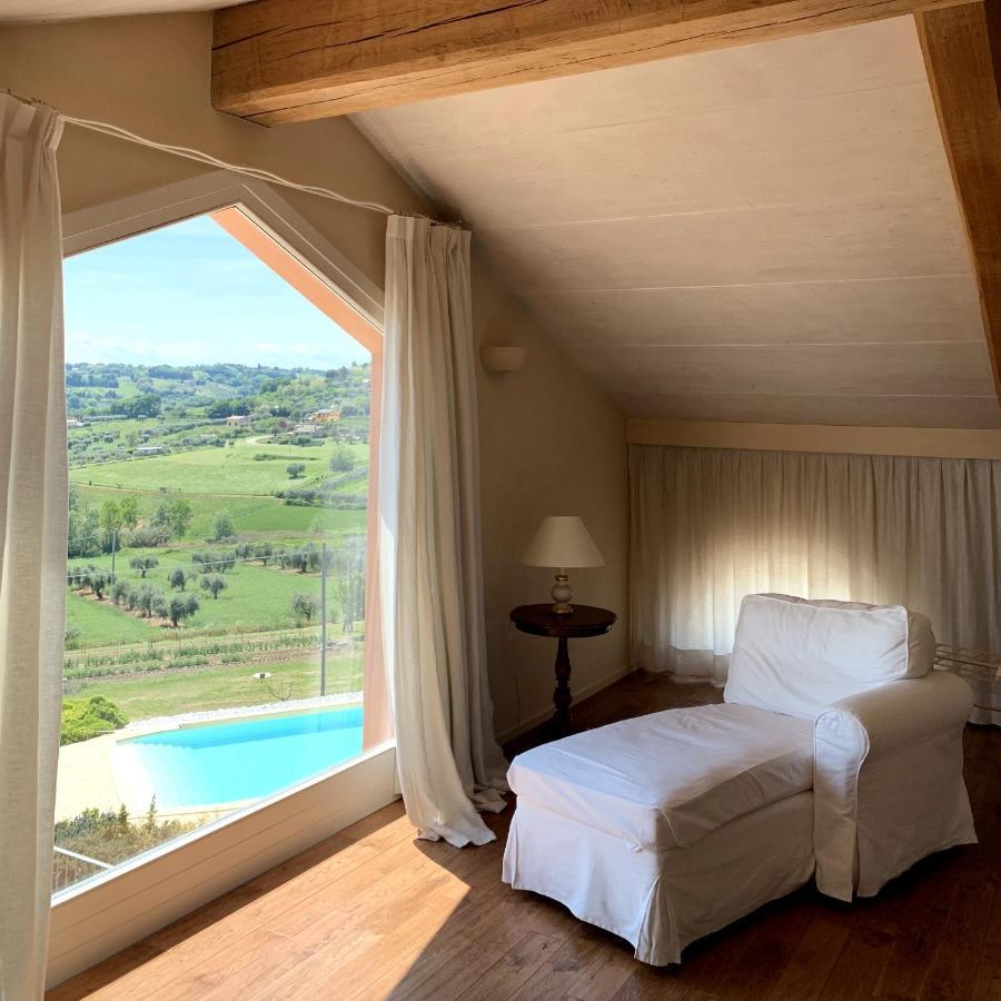 تْشيفيتانوفا ماركي Nontiscordardime B&B Villa Agriturismo المظهر الخارجي الصورة