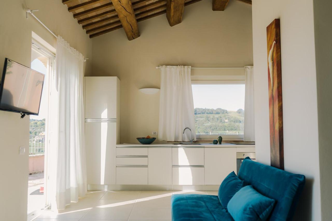 تْشيفيتانوفا ماركي Nontiscordardime B&B Villa Agriturismo المظهر الخارجي الصورة