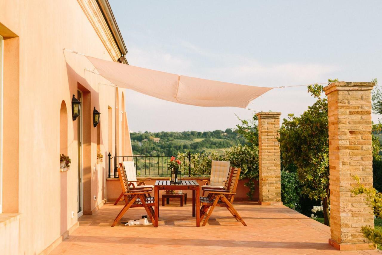 تْشيفيتانوفا ماركي Nontiscordardime B&B Villa Agriturismo المظهر الخارجي الصورة