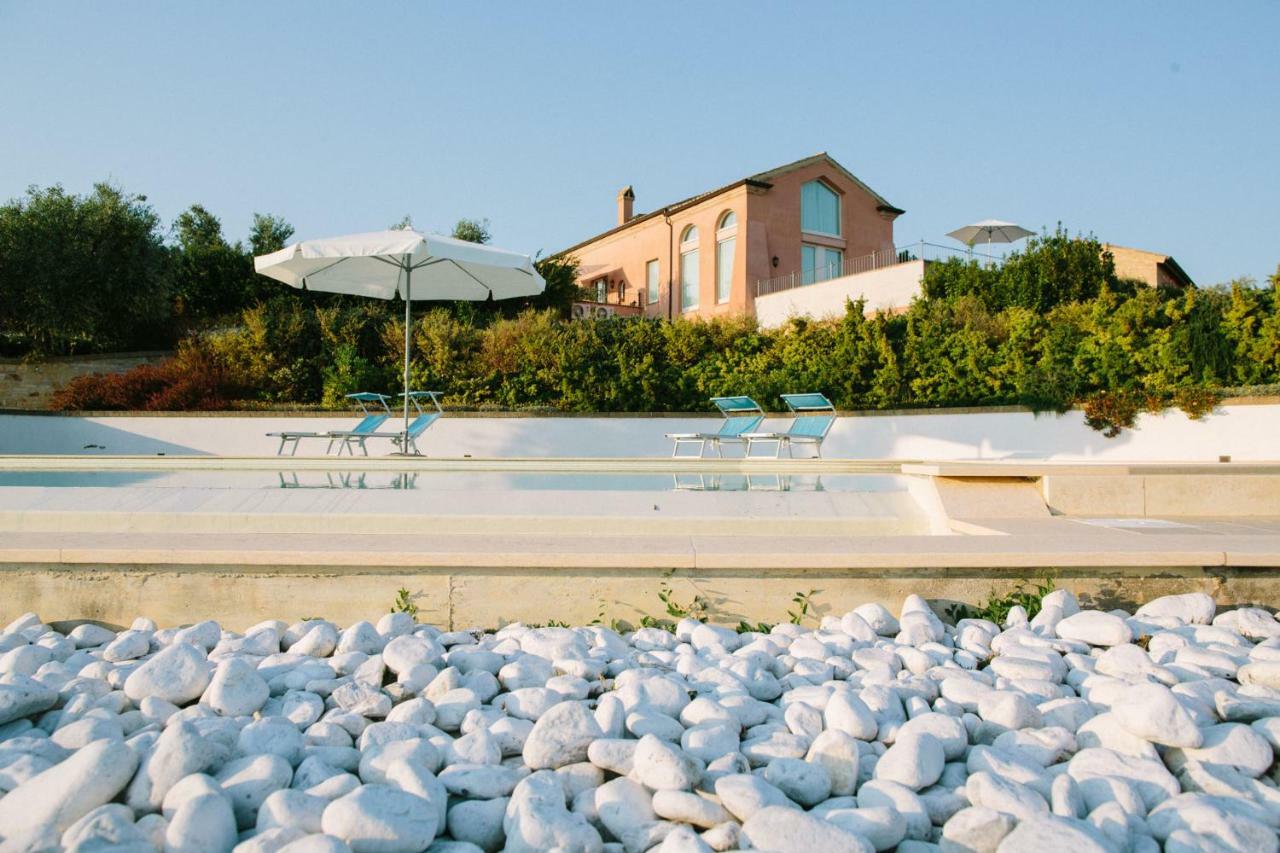 تْشيفيتانوفا ماركي Nontiscordardime B&B Villa Agriturismo المظهر الخارجي الصورة
