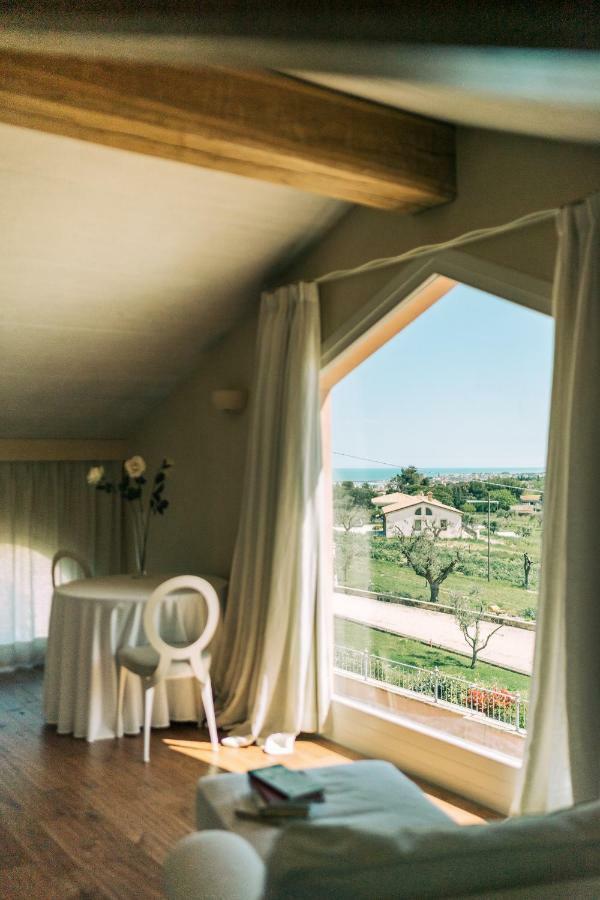 تْشيفيتانوفا ماركي Nontiscordardime B&B Villa Agriturismo المظهر الخارجي الصورة